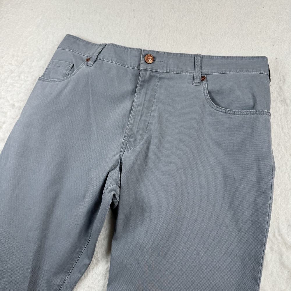 M5 Jeans Mens Size 34x30 Gray Slim Straight Denim 5 Pocket Casual Pants